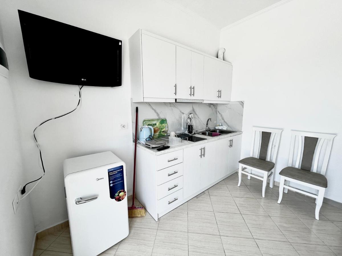 Apartamento Propery Under Renovation Sarandë Exterior foto